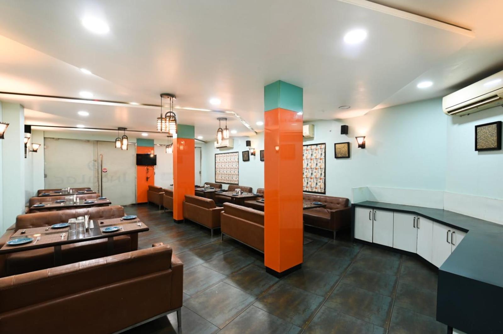 Hotel The Sudesh Rāipur Zewnętrze zdjęcie